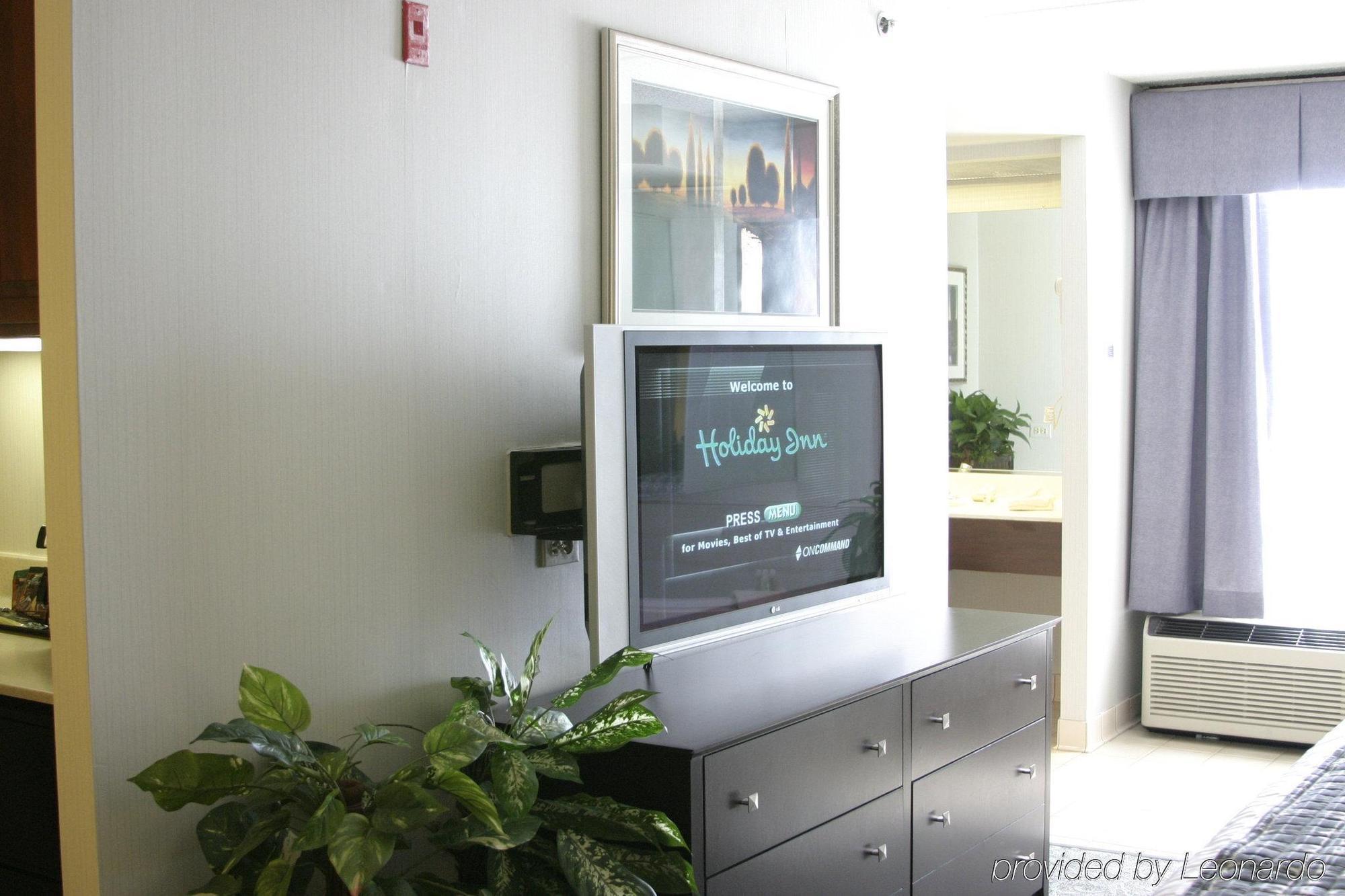 Holiday Inn & Suites Chicago-Carol Stream Wheaton By Ihg Exterior foto